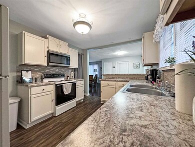 24 S 19th St, Terre Haute, IN 47807 - photo 6