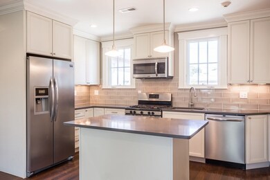 390 Langley Rd unit 1, Newton Center, MA 02459 - photo 3