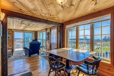 28 Bayview Avenue, Stonington