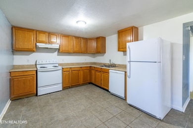 241 Harless Rd, Corryton, TN 37721 - photo 6