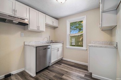 2000 Stevens Ave, Elkhart, IN 46516 - photo 7