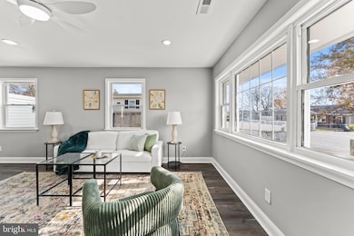 1013 Cord St, Middle River, MD 21220 - photo 5