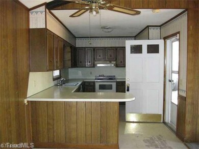 4117 Earnhardt Rd, Asheboro, NC 27205 - photo 5