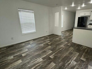 2537 Las Vegas Blvd N unit 44, North Las Vegas, NV 89030 - photo 3