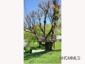 Tree House for Little Ones