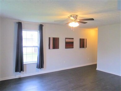 309 Cottonwood Dr, Shelbyville, TN 37160 - photo 7