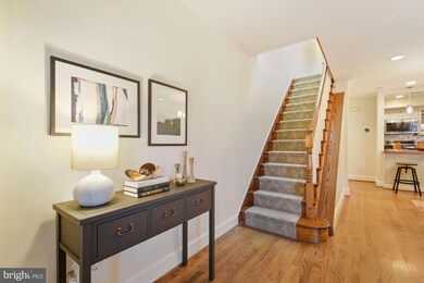 1529 1st St NW, Washington, DC 20001 - photo 2