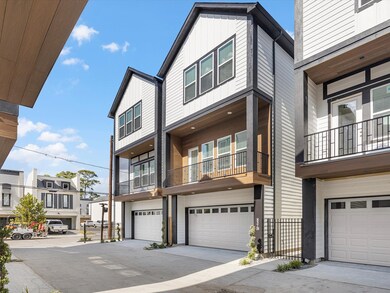 861 Fisher St unit D, Houston, TX 77018 - photo 4