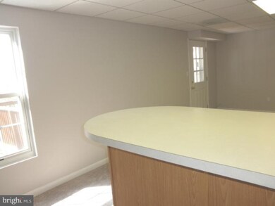 14215 Medwick Rd, Upper Marlboro, MD 20774 - photo 2