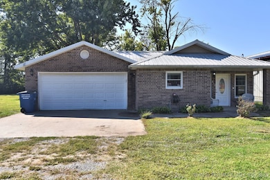 213 E Main St, Chouteau, OK 74337 - photo 3