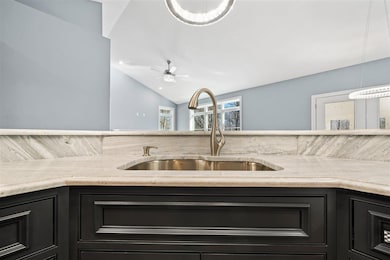 54 Baldwin St, Nashua, NH 03064 - photo 7