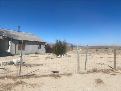 36350 Rodeo Rd, Lucerne Valley, CA 92356 - photo 4