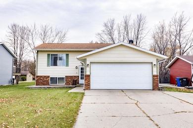 1620 36th Ave S, Fargo, ND 58104 - photo 2