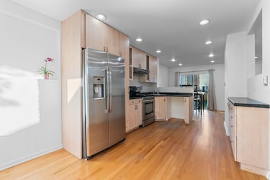 671 Cedarwood Ct unit 2, Wheeling, IL 60090 - photo 4