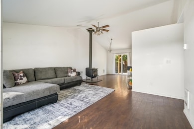 112_SW Metolius Ave_Pro Property Photos_