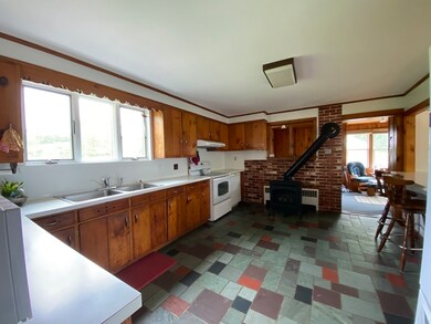 556 Huckle Hill Rd, Bernardston, MA 01337 - photo 7