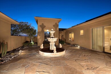 Night-Courtyard2