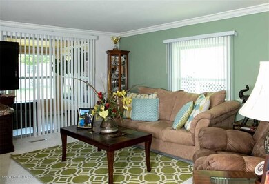 912 Wren Cir, Sebastian, FL 32976 - photo 2