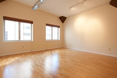 arena district lofts 502 3