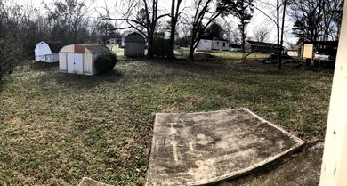 110 Hight St, Shelbyville, TN 37160 - photo 3