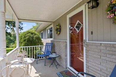 610 Bitsy Ln
