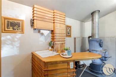 cabin kitchen