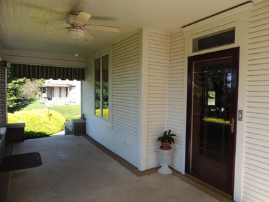 232 N Spring St, Logan, OH 43138 - photo 4