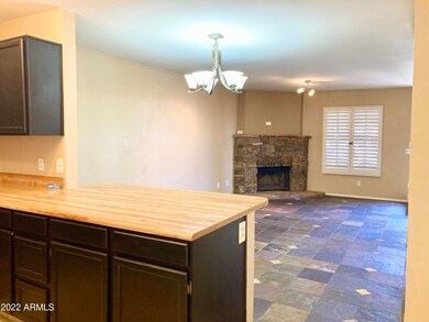 Breakfast bar and dining space