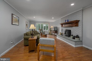 73 Chesterfield Georgetown Rd, Chesterfield, NJ 08515 - photo 4