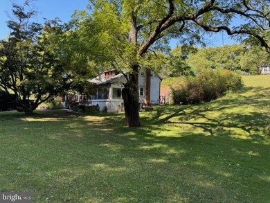 165 Green Point School Rd, Jonestown, PA 17038 - photo 2