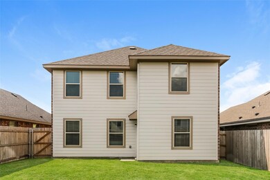 1601 Matthew St, Ennis, TX 75119 - photo 3