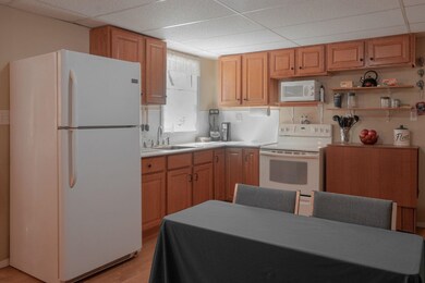 7 Allison Ln, Vernon, VT 05354 - photo 2