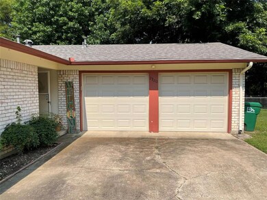 2320 Westwood Dr, Denton, TX 76205 - photo 3