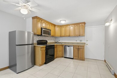 39 Pleasant St unit 7, Northborough, MA 01532 - photo 4