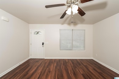 304 Creek Run Cir, Calera, AL 35040 - photo 4