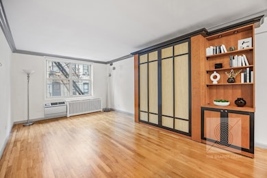 345 E 54th St unit 3-C, New York, NY 10022 - photo 3