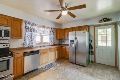 7-web-or-mls-2025 02 10 - 4320SouthgateB