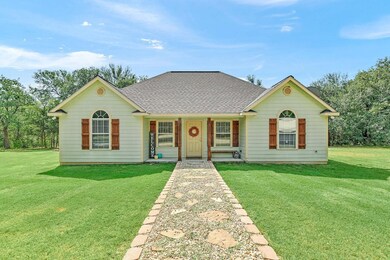 902 Wainscott Rd, Sadler, TX 76264 - photo 4