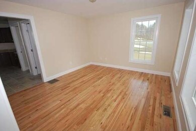 93 Campbell St, Rutland, MA 01543 - photo 6