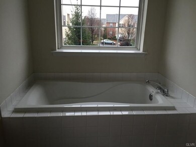 6834 Hunt Dr, Macungie, PA 18062 - photo 6