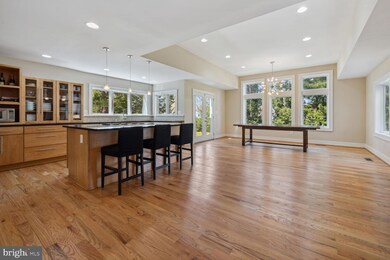 11201 Freas Dr, North Potomac, MD 20878 - photo 3