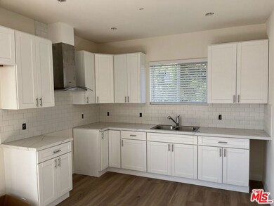 1311 W Martin Luther King jr Blvd unit 7, Los Angeles, CA 90037 - photo 3