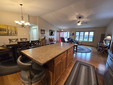 601 Baja Dr, Epworth, IA 52045 - photo 4