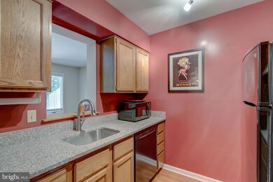 175 S Orchard Ave unit 175, Kennett Square, PA 19348 - photo 2