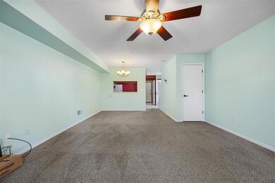 1460 Daleview Dr unit 9, Marion, IA 52302 - photo 5