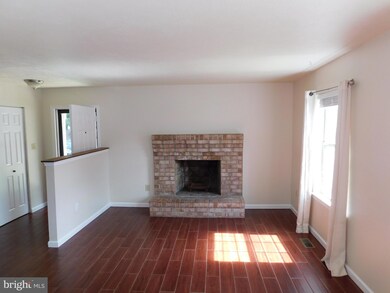 15562 Owens Glen Terrace, North Potomac, MD 20878 - photo 4