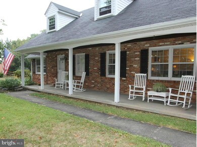 7919 Runnymeade Dr, Frederick, MD 21702 - photo 3