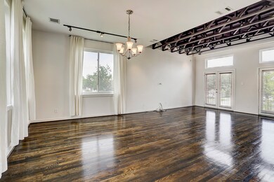 327 E 20th St, Houston, TX 77008 - photo 5