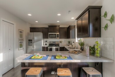 10737 184th St E unit 493, Puyallup, WA 98374 - photo 2