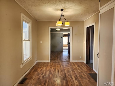 1116 N 5th St, Vandalia, IL 62471 - photo 7